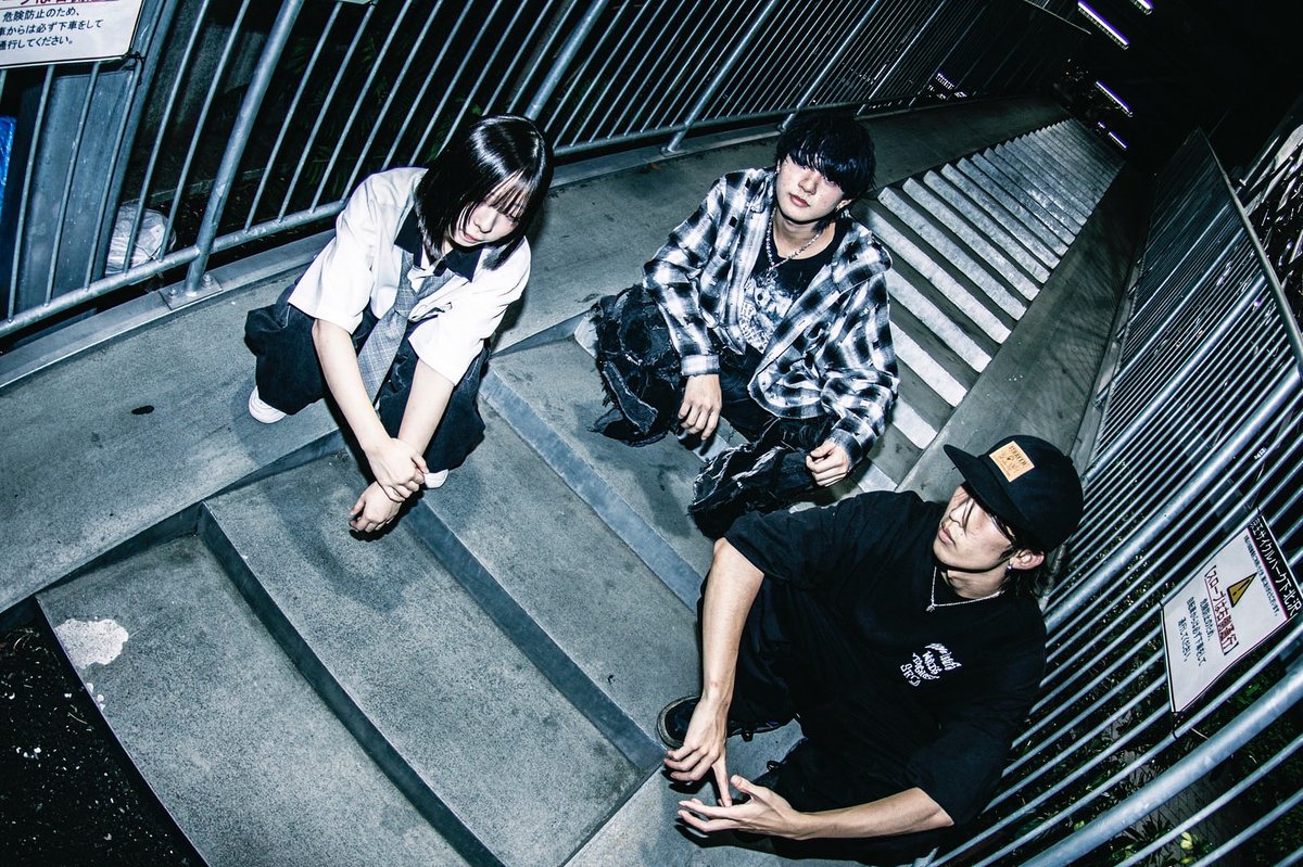 awayoi_official's tweet photo. awayoi Twitter開設
2025年 7月発 東京都 3ピースバンド
#バンド #awayoi  #下北沢 https://t.co/wTIn3WQGNI