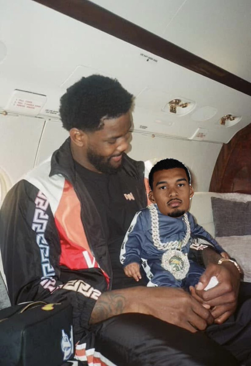 SemsoPoplava1's tweet photo. Good game @DeandreAyton 🫡#LakeShow https://t.co/GJwqsHhlJF