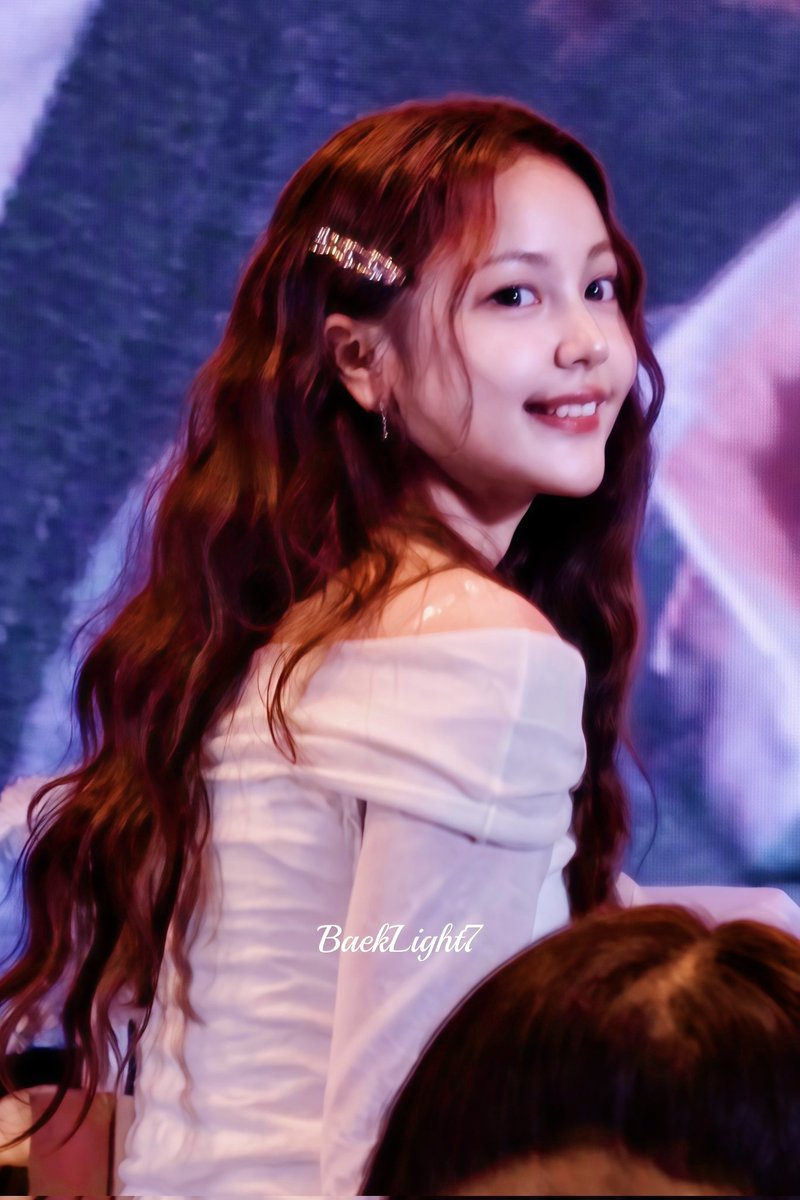 TK02270101's tweet photo. 251105 StarRiver FS Guangzhou
Little mermaid princess🧜‍♀️

#CARMEN #카르멘 #カルメン 
#Hearts2Hearts #하츠투하츠 #H2H https://t.co/Odxj2kQ96g