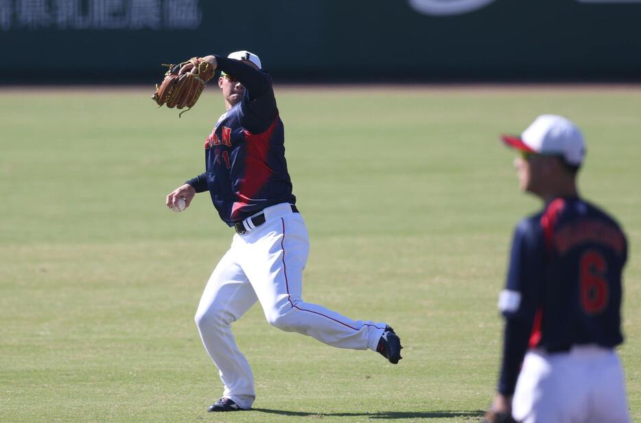 2004年オールスターゲーム井端弘和選手使用グラブ(値段交渉あり) 2004年オールスターゲーム井端弘和選手使用グラブ(値段交渉あり) 野球