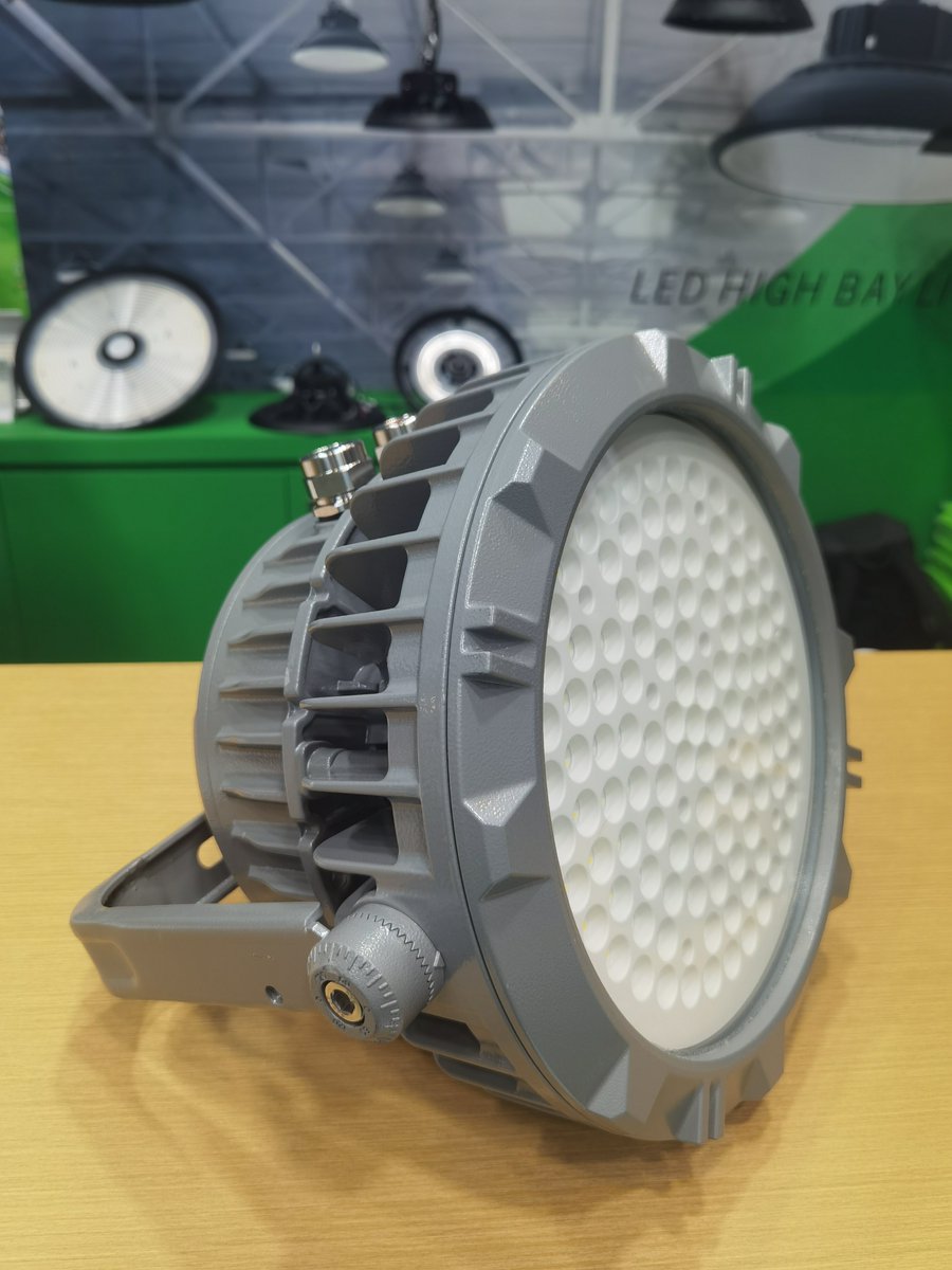 Hugo84332978667's tweet image. EX02-A series 50W - 400W flood or bay lights for harsh and hazardous areas, Ex db IIC T6 Gb; Ex tb IIIC T80℃ Db, Zone 1/ 21 /2 / 22. 

#explosionprooflight #hazardousarealight #exproofbaylight #zone1baylight #zone2baylight