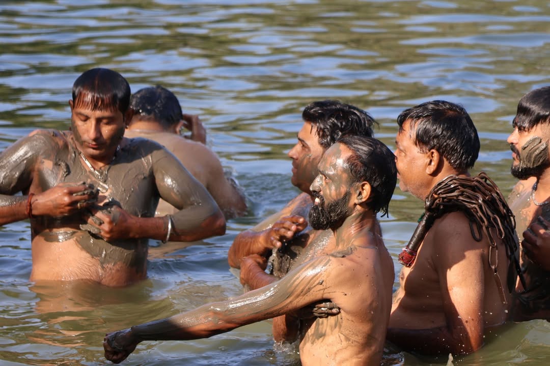 Devotees throng take a holy dip in the sacred pond during religious celebrations at Bawa talab, in Jhiri Village on the outskirts of Jammu.

#Devotees #Jhiri #Mela #BawaTalab #Jammu #greaterjammu