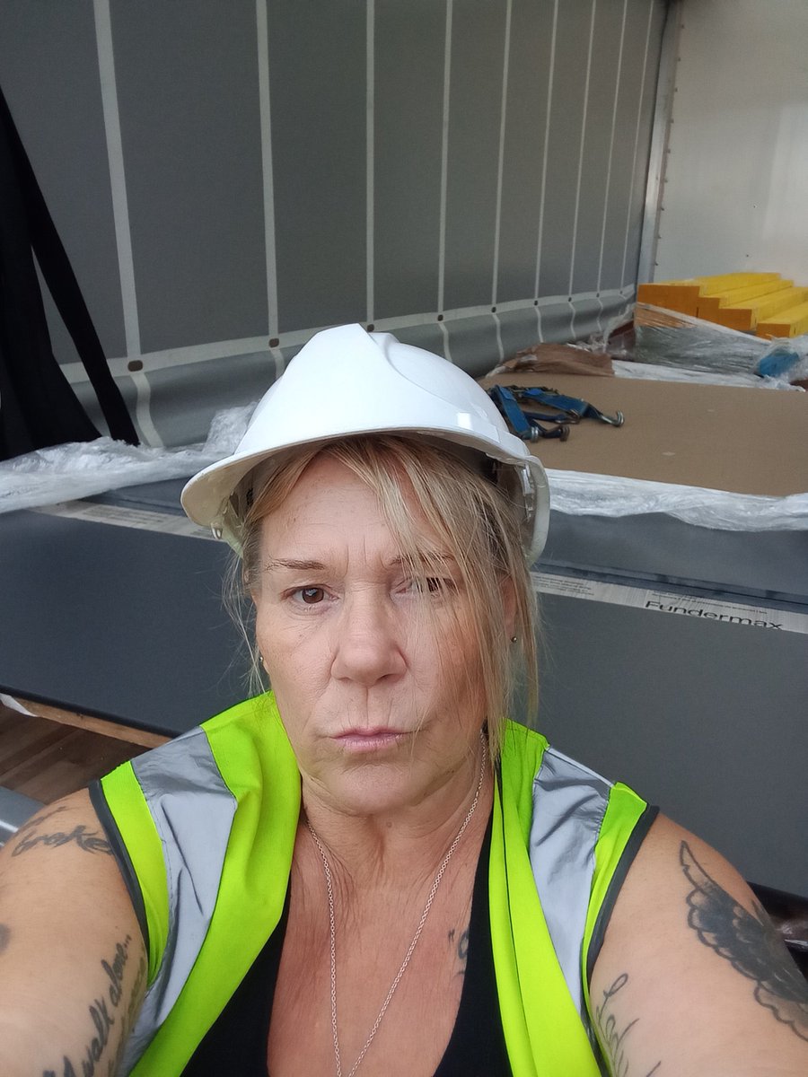 Ladykatewarrior's tweet image. gofund.me/d664a2779 Any help appreciated I&apos;m working aswell as asking for a bit of help every retweet like comment or donate helps me even a pound will double in Bulgaria so please help if you can many thanks Kate 🩷 #community #support #gofundmehelp #gofundmedonations