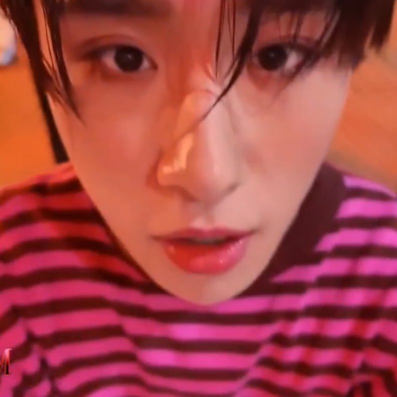 (แป๋ว)____(แป๋ว)