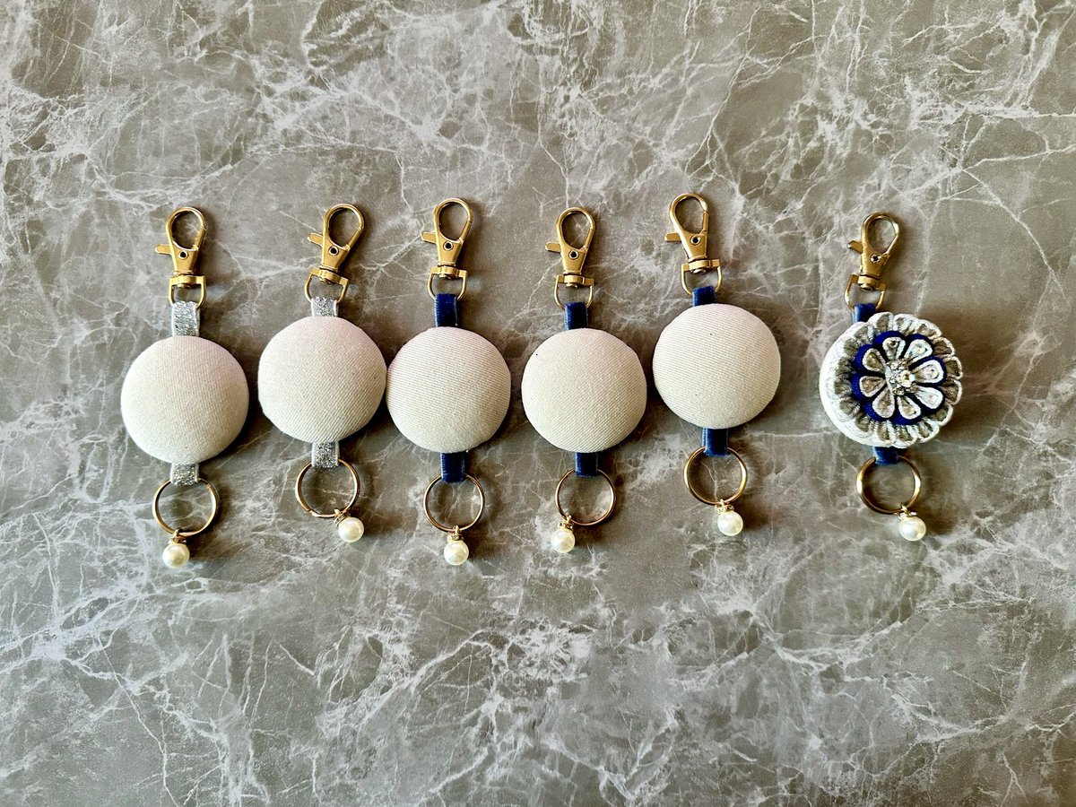 【まーちゃんさま】vintage ୨୧ * グレーの毛並み ステキなリスさん まーちゃんさま】vintage ୨୧ * グレーの毛並み ステキなリスさん