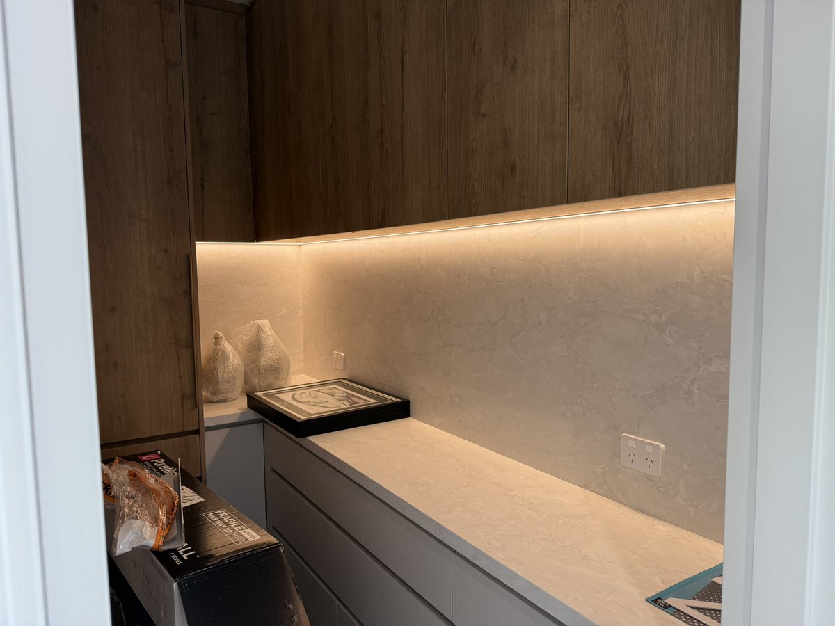 Kableelectrical's tweet photo. Proud to bring this beautiful home to life with a clean finish and quality electrical work throughout.

💡 Custom lighting design to suit every space 🔌 Power &amp; data solutions for modern living 🛠️ Quality workmanship from start to finish

📞0429 205 195 https://t.co/jBNn2V9zFh
