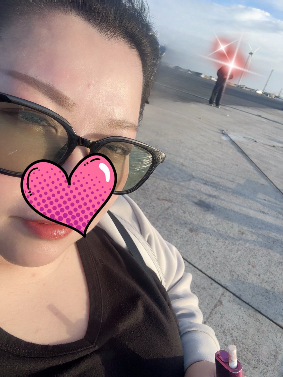 rinrinhohoho's tweet photo. 今日のあたし🤣
ほいでこの前釣りに連れてって貰った時の写真。チビ魚釣れた🐟でもあたしはなんも出来ず💦全部やって貰いました。笑笑
片付け🔅手伝えるようになりたいと思った今日この頃😂 https://t.co/Em8WJketlR
