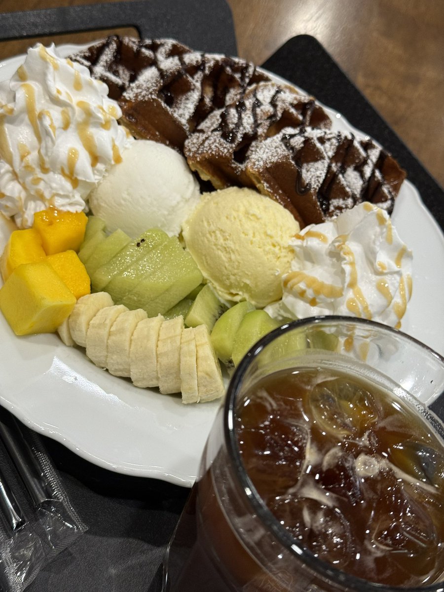 이브이 tweet media