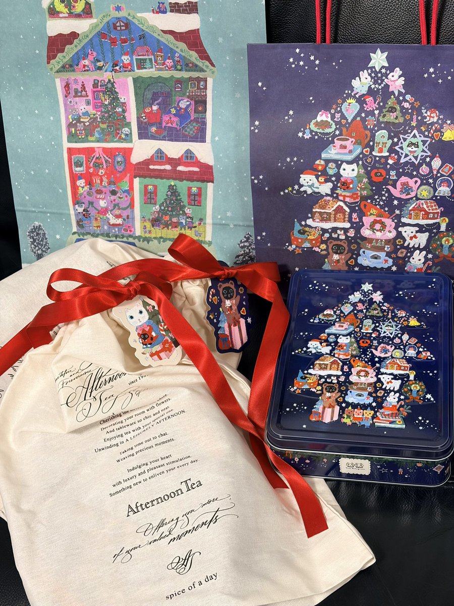北岸由美　アフタヌーンティー　オーナメントセット　クリスマス　ショッパー付き 昨日から #AfternoonTea で #北岸由美 さんイラストの限定ショッパーと