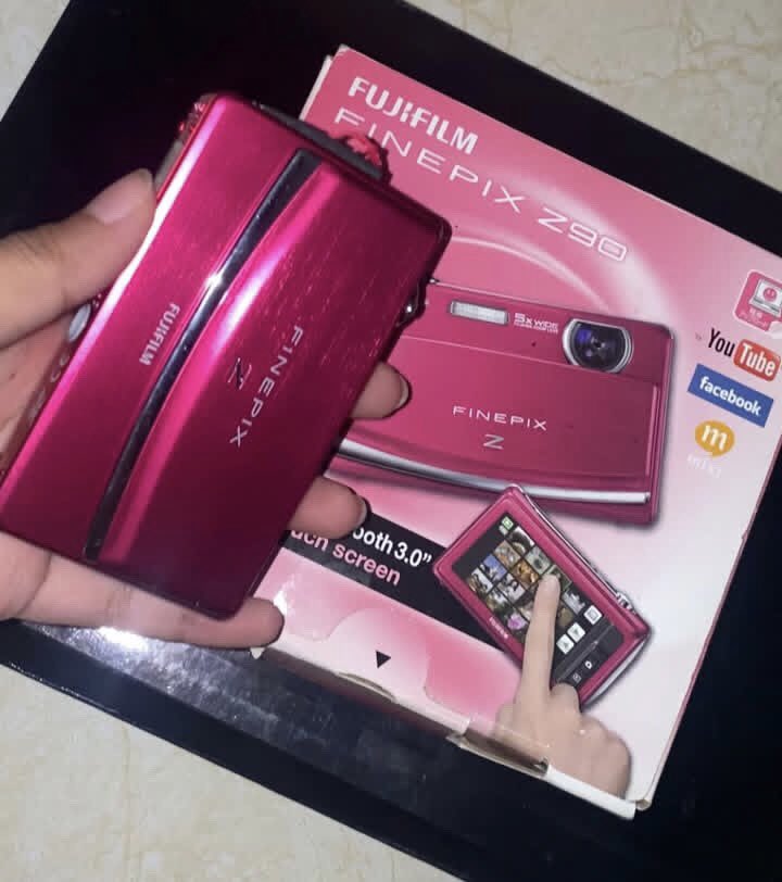 Yara wts digicam🌸📸 tweet media