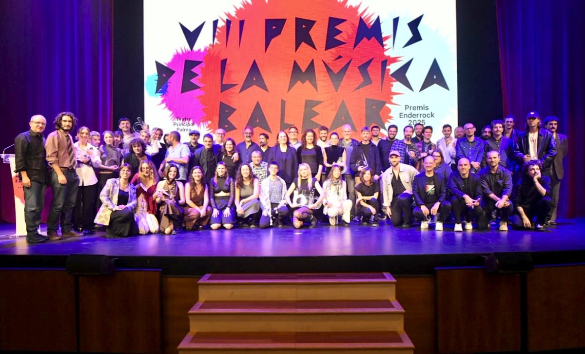 La revista <a href="/enderrock/">Enderrock</a> va lliurar ahir els seus premis al <a href="/teatreprincipal/">Teatre Principal de Palma</a>. Una demostració del nivel que viu el panorama musical de les Illes Balears.

Enhorabona als premiats i nominats.