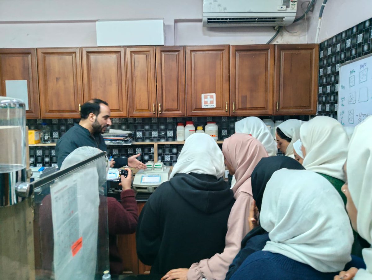 gdckofficial's tweet photo. #DBT star college ,Students visited Department of Biotechnology,UoK and had insights in the Molecular Genetics Lab, UPR Signaling Lab, Signal Transduction Lab, Genome Organization Lab, and Immunology Lab @gariimadbt @rajesh_gokhale @DrJitendraSingh @LadakhSecretary @ULadakh https://t.co/nzR0zt0Gmw