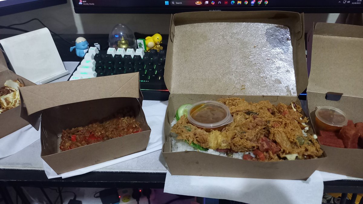 Dalam rangka menambah berat badan tapi kalo tetep turun berarti dapet kolesterolnya doang 🤗🤗🤗