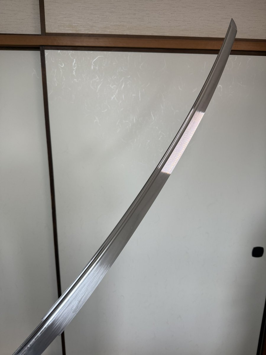 新作刀の下地研ぎ完了
1.2枚目は切先の整形before afterです。
これが本当に難しい、、、😓