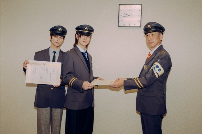 INI、⼤阪府出⾝メンバー  #後藤威尊&amp; #佐野雄⼤ が南海難波駅の1 ⽇駅⻑に任命︕
#南海電鉄140 周年×「INI」 WINTER SINGLE のコラボレーション記念【オフィシャルレポ】

▶k-plaza.com/2025/11/ini-25…

#INI #INI_THE_WINTER_MAGIC