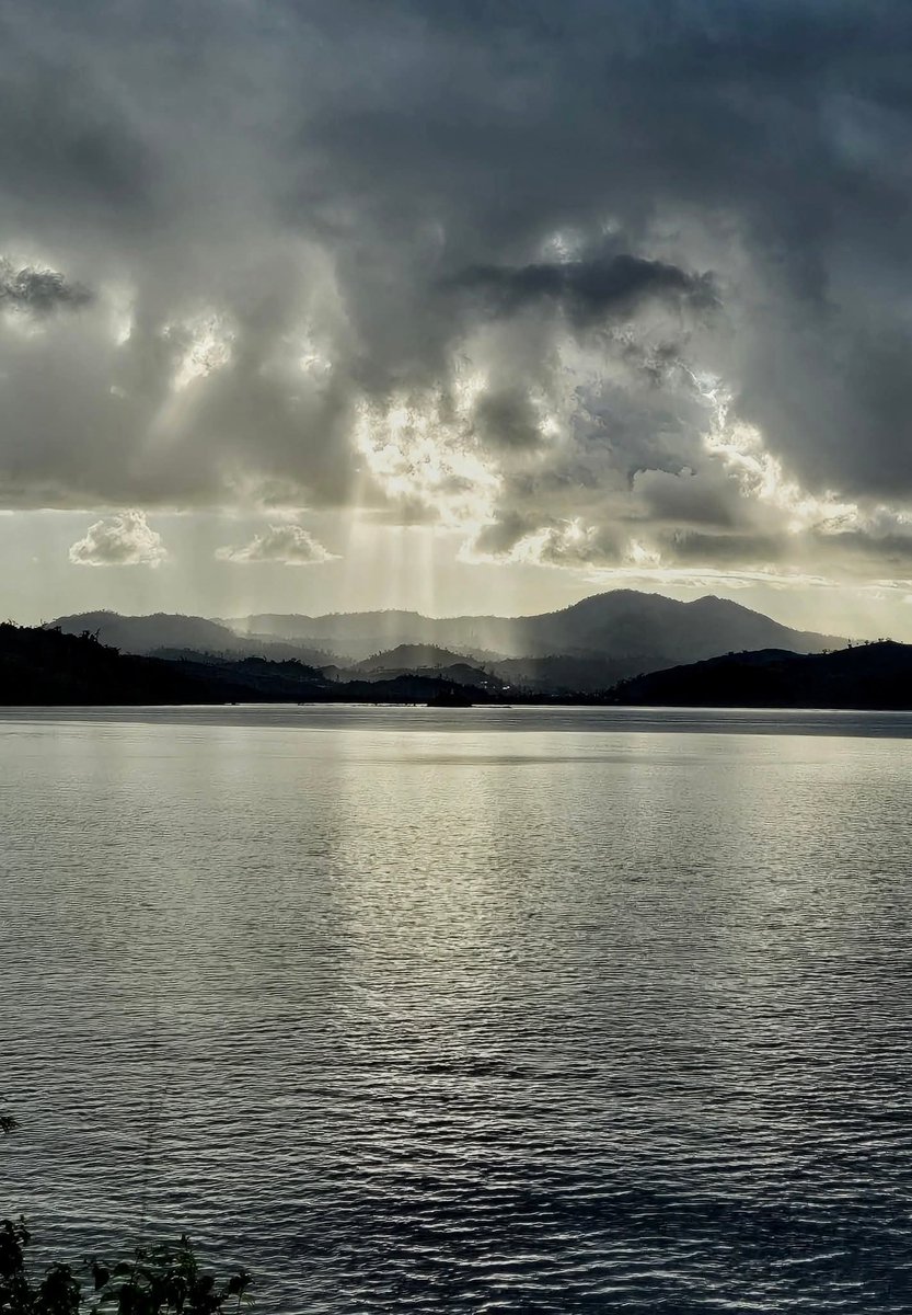 richPichto8's tweet photo. Mayotte, une île comme je l'aime 🥰 ❤️❤️  et vous? https://t.co/MKfR7qe5JG