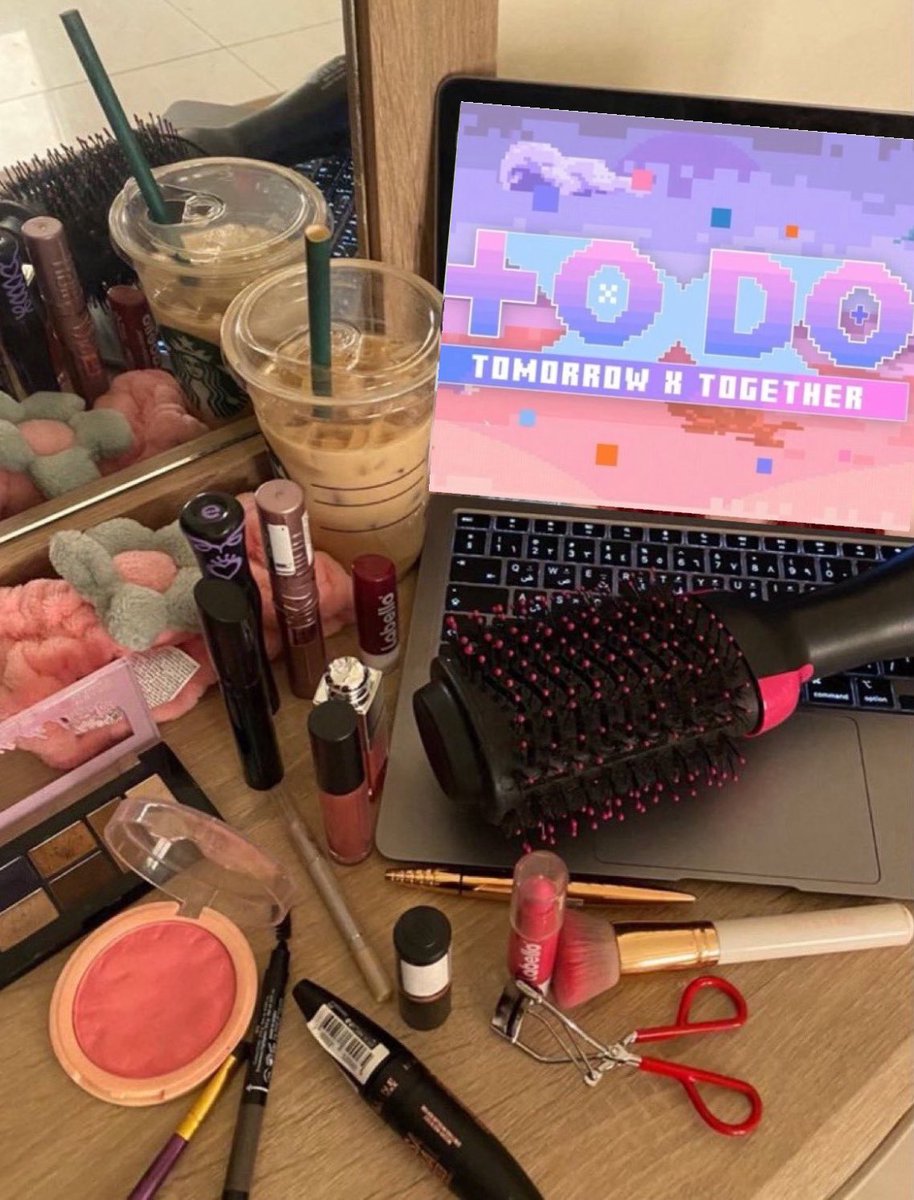 candystaryj's tweet image. girl therapy