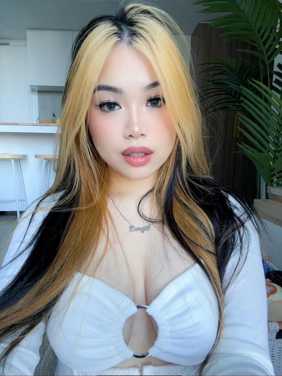 kimmy 🦋 tweet media