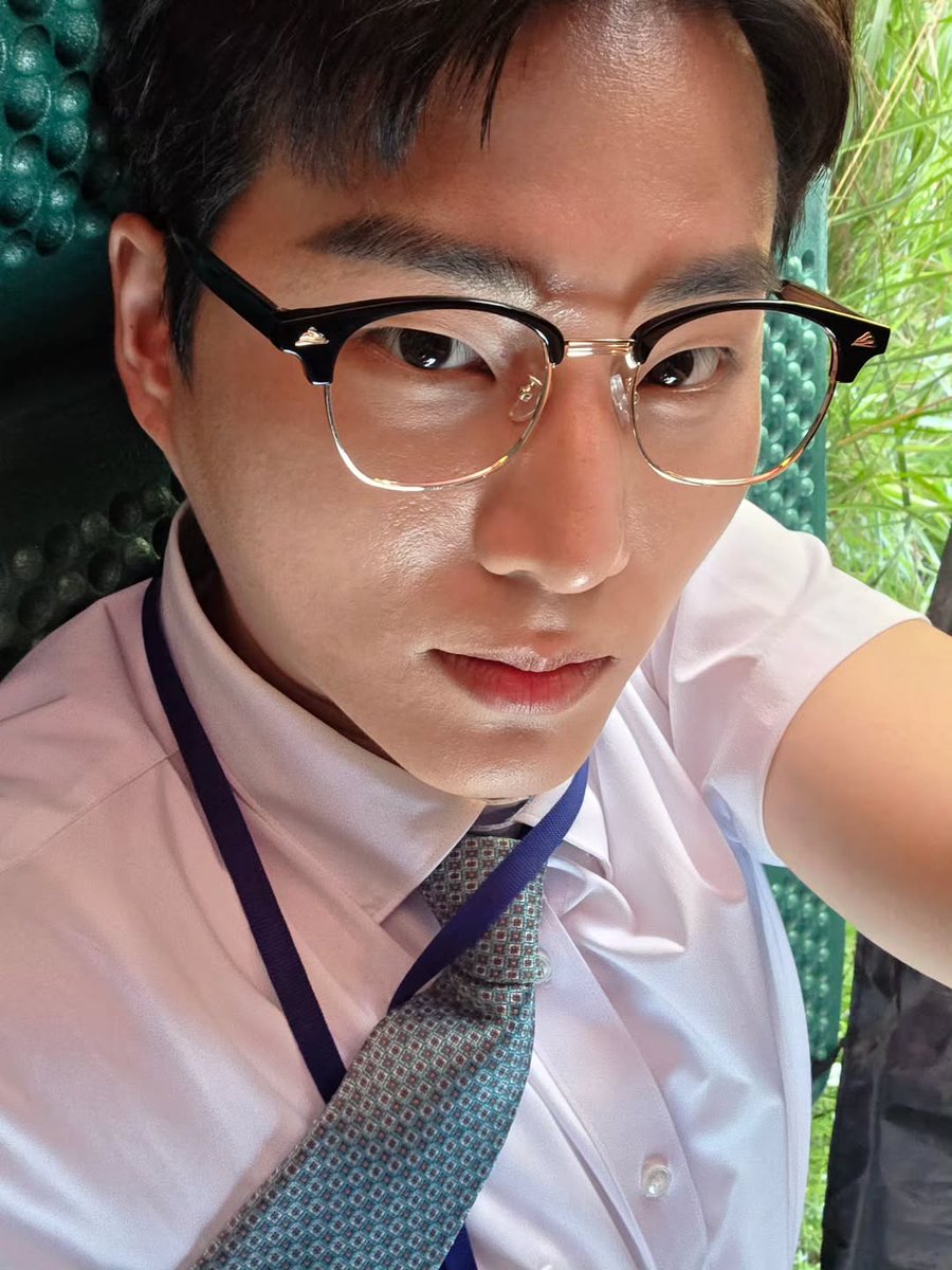 yddabluee's tweet photo. KOK GW BARU TAU ADA FOTO INI https://t.co/H3GPjOjASJ