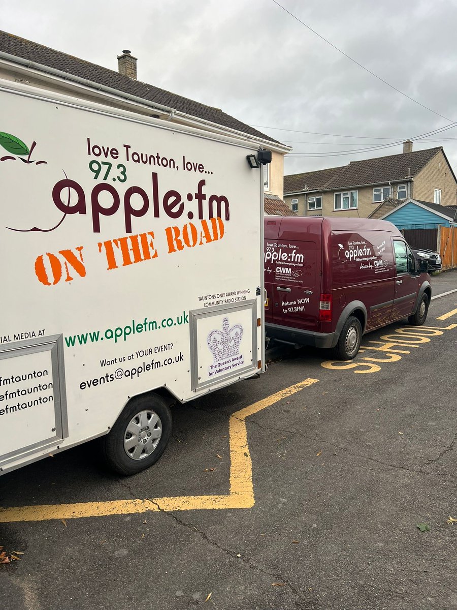 AppleFMTaunton's tweet image. 🚨 Our Apple FM OB trailer has recently had an upgrade But now we need your help: If you have a garage, barn, unit, or any covered area that could accommodate it at little or no cost, please get in touch
📧 events@applefm.co.uk
📱 Message us on socials
🌐 applefm.co.uk