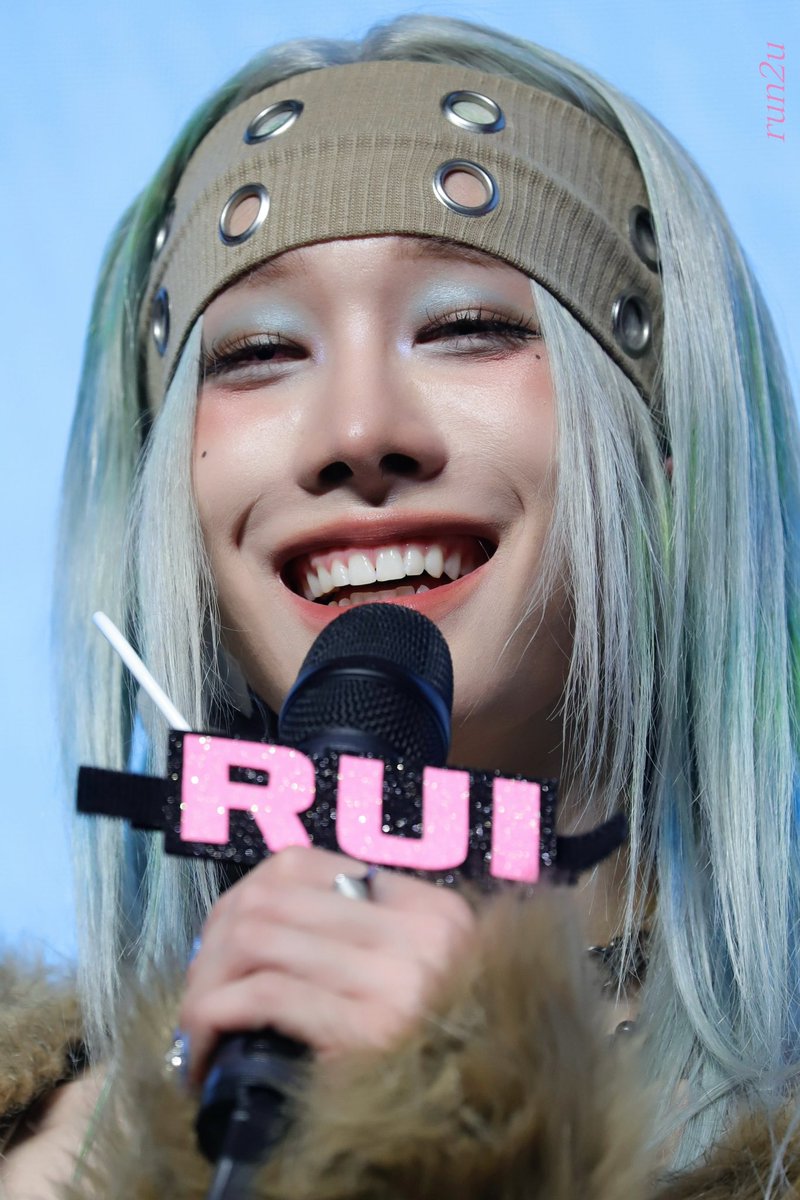 run2u1228_'s tweet photo. 251105 UXLXVE SHOWCASE

#XLOV #엑스러브 #RUI #루이 #陳冠叡 #천관루이 https://t.co/MfaAfalUjp