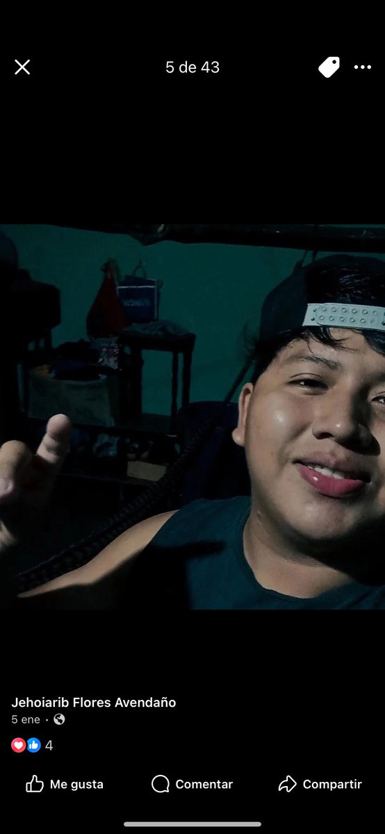 Facturado158102's tweet photo. Este chico es muy lindo , pero muy atrevido , ahí les dejo sus perfil de fb para que hechen un vistazo, tengo su pack y se los voy a mostrar, su nombre…. Algo raro de pronunciar jajaja https://t.co/OXQXI2prAh
