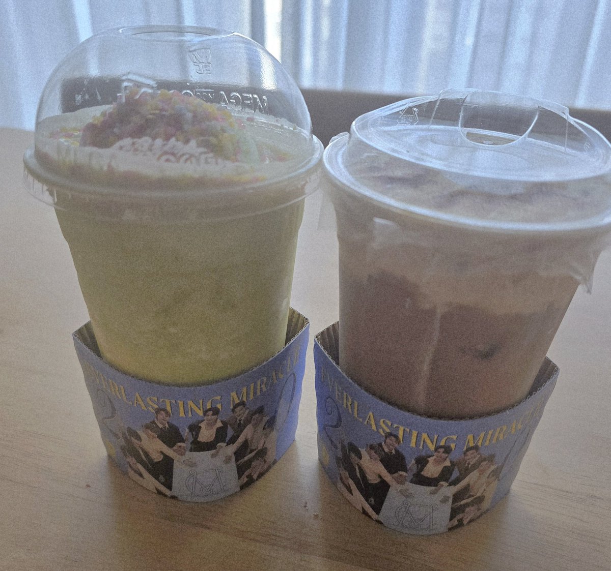 20주년 맞이 mgc 커피와 함께💙🎉
<a href="/mega_mgc_coffee/">엠쥐씨</a> #메가슈퍼웰컴해 #메가mgc커피