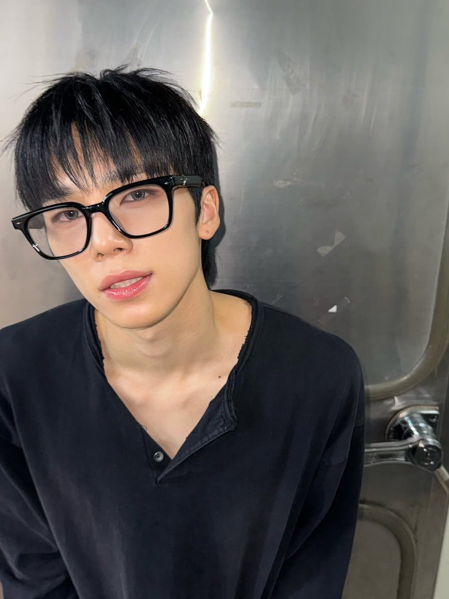 📸 | 061125] — So Geon Instagram Post • real_nexz 1/2