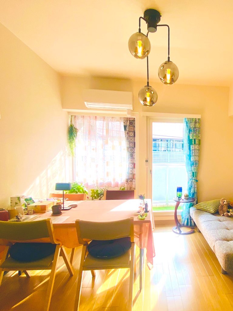 【ICC読み会冬至SP募集開始🎄】

少し早いですがすでにお席が埋まりつつあるのでお知らせです

🔸12/21(日)11:00〜13:00
🔸持物: 筆記用具
🔸会場: 新宿御苑前駅4分ハトヤ
🔸費用: 5,000円（残3席）
🔸申込: lin.ee/fBNA3Qs 宛に【読み会希望】とLINEをください

タロットの知識は不要です🤗