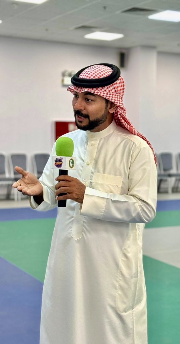 nasser22zx's tweet photo. استمرارا في مسيرة فريق #كوميدي_كافيه الحافلة بالإنجازات تم بحمد الله عقد شراكة مع مدارس حياة الخليج للتعليم ( بيت الطفولة السعيد سابقا ) بسيهات و سيقوم  كوميدي كافيه بتشغيل المسرح في عروض تستهدف  العائلة و الافراد بمختلف الاعمار بعروض مسرحية متنوعة https://t.co/1Mfzhuvy3k