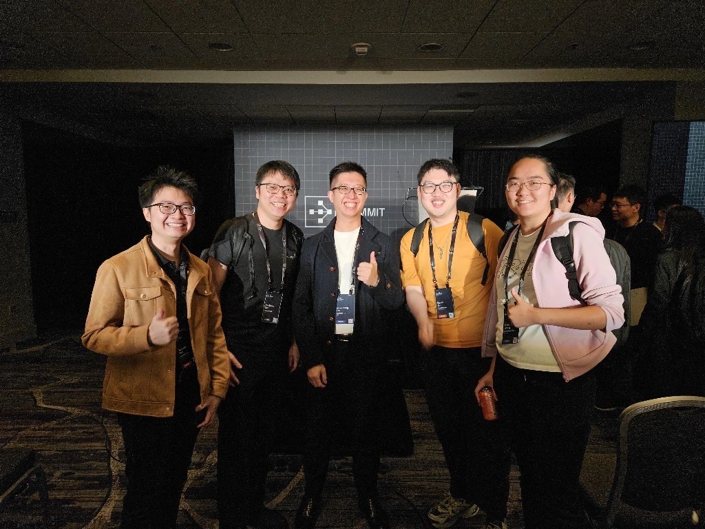 Happy to meet with <a href="/EmbeddedLLM/">EmbeddedLLM</a> people in person! Thanks for all the hardware supports in <a href="/vllm_project/">vLLM</a> and <a href="/lmcache/">LMCache Lab</a> !