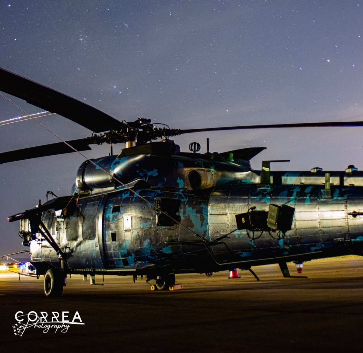 ColdJasonMF's tweet image. 🇺🇸160th SOAR MH60M Maritime version for DEVGRU.

#helicopter #specialforces #seals #Maritime #tactical #military #specialwarfare #jsoc #smu #160soar #usasoc #tier1 #blackhawk