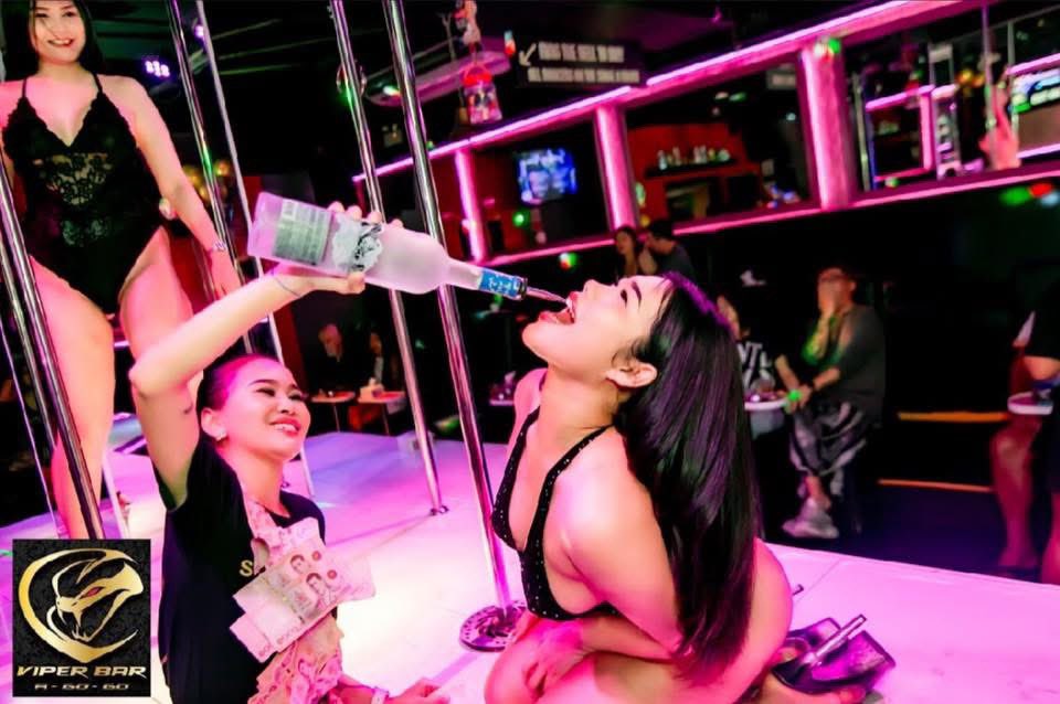 Uyingizda baliqning pornografik tasvirlari bolgan odam