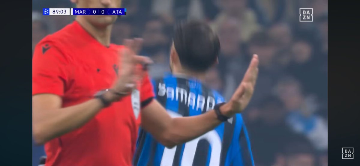 Samardzic goal was so nasty the referee was hitting the calma celly 🥶🥶🥶