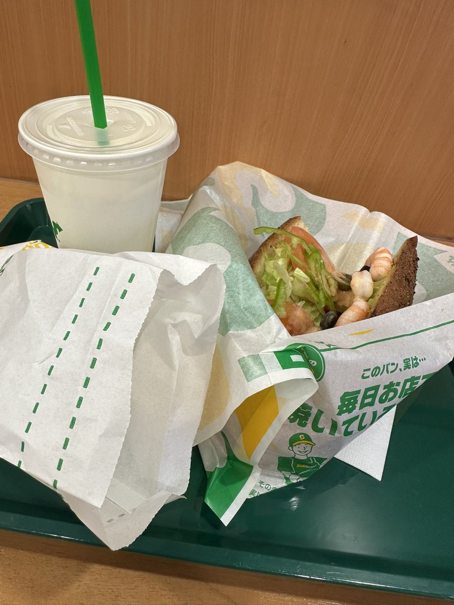 uruko_7's tweet image. まずは腹ごしらえ🥪
食べたら向かいます🚃