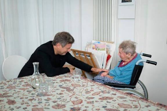 Rainer Makko - tweet media