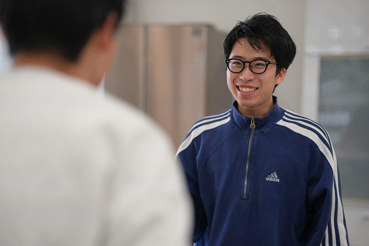 pancakenokai's tweet image. パンケーキの会🥞
二本立て公演『ある夜をめぐって』
2026年1/29(木)～2/4(水)
下北沢駅前劇場

チケット発売🎫は11月29日！
※オトクな2作品セット券🎫🎫先行発売中 docs.google.com/forms/d/1WMxG2…

写真は『エーリヒ・ケストナー～消された名前～』
顔合わせの模様です

📷ハマリュウノスケ@hama_ryunosuke