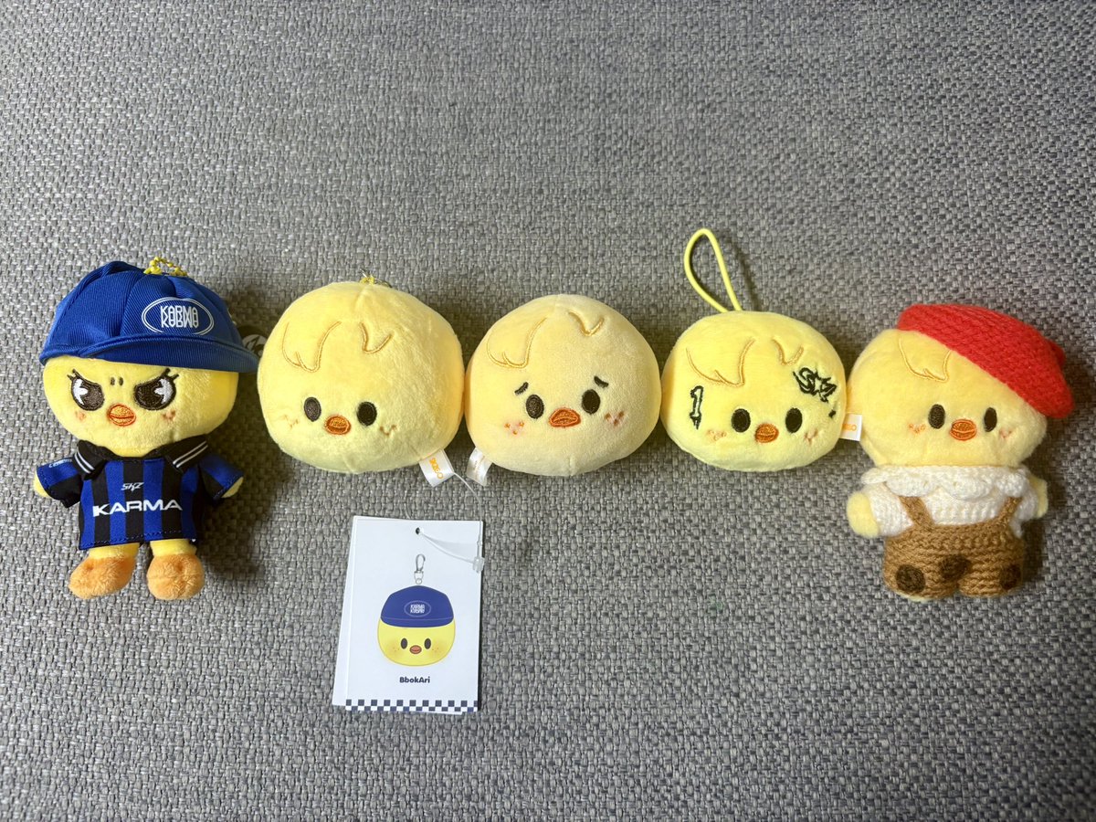 cheezehan's tweet image. 똥글이들 어굴 여백이랑 피부 톤 다 다르지만ㅋㅋㅋ 우리 앞으로도 잘 지내보자!😘