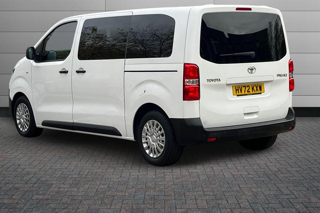 ManualsKE's tweet image. Ever imagined a 9-seater that drives like a car but works like a van? 👀
Meet the Toyota Proace Verso 2022 Manual Diesel 
 comfort, space, and economy all in one ride.
⚡ Don’t just look, drive it. 
DM 0704007000 for details and price 
manuals.co.ke