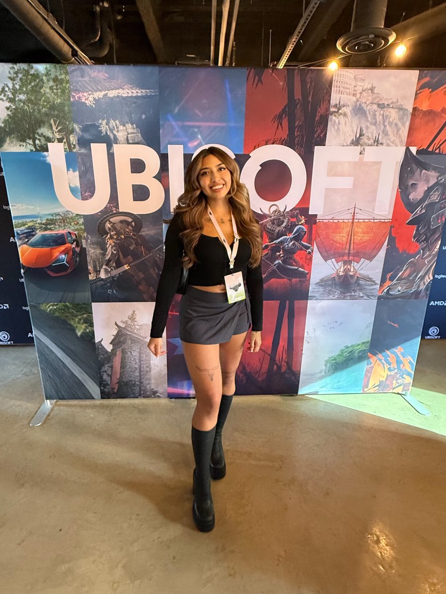 cowwabungaa's tweet image. ahh thank you for 1,400 follows!!🤍 #ubisoftpartner #twitchcon2025