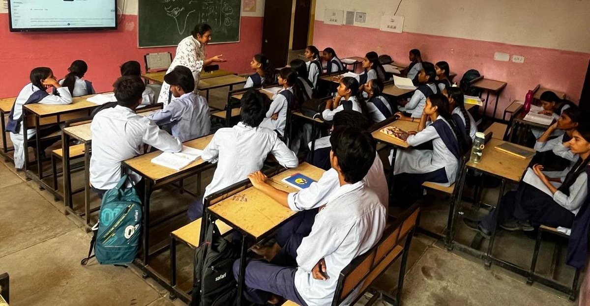 Ghs46cChd's tweet photo. Celebration of JANJATIYA GAURAV PAKHWARA 2025
 Classroom discussion &amp; Essay Writing on topics related to Local tribal communities heritage, Cultural Diversity, Values &amp; Traditions 
#JanjatiyaGauravVarsh
#EmpoweringTribalsViksitBharat https://t.co/dFgQSmMWi5