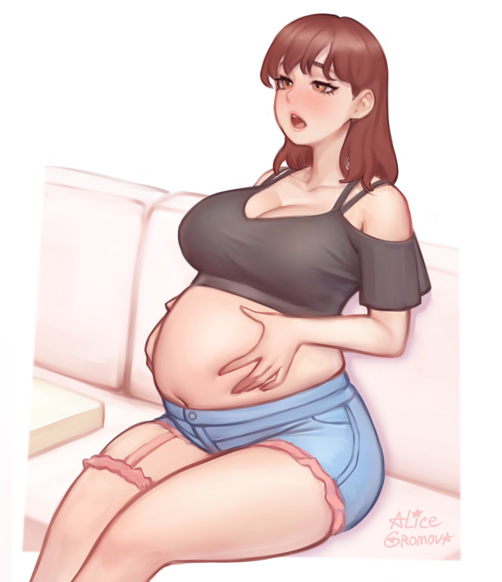fatanonposting's tweet photo. “Weight gain sequence commission of an anon’s girlfriend <3” https://t.co/7wRrQKQhtP