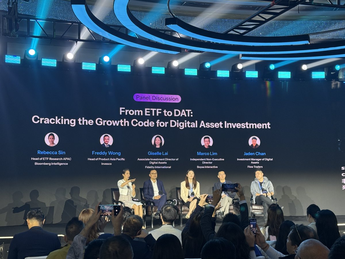 FlowTraders's tweet image. At @Finternetasia 2025, Asia Digital Finance Summit in Hong Kong, our Investment Manager for Digital Assets, Jaden Chan, participated in the panel &quot;From ETF to DAT: Cracking the Growth Code for Digital Asset Investment.&quot; 

Key takeaways from the discussion included:
◼️ There is…