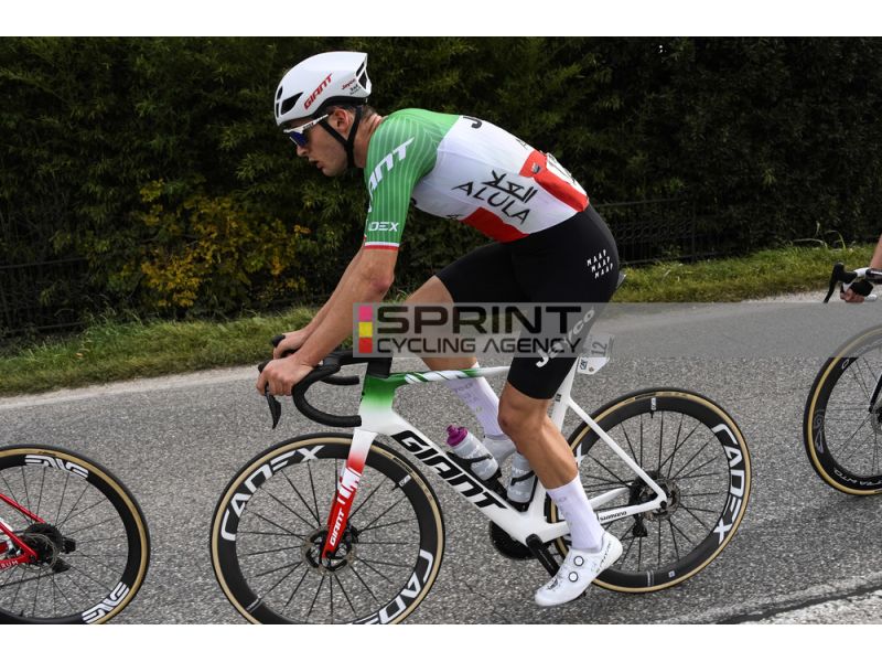 tuttobiciweb_it's tweet photo. La puntata 295 di #BlaBlaBike prosegue con Filippo #Conca a tutto campo col nostro Federico Guido, dallo #swattclub al #GirodItalia
«Nel ciclismo si cercano solo i campioni, come se nel calcio si cercassero solo attaccanti...»
https://t.co/muJl0ChEDp https://t.co/9HxGZCgNQ7