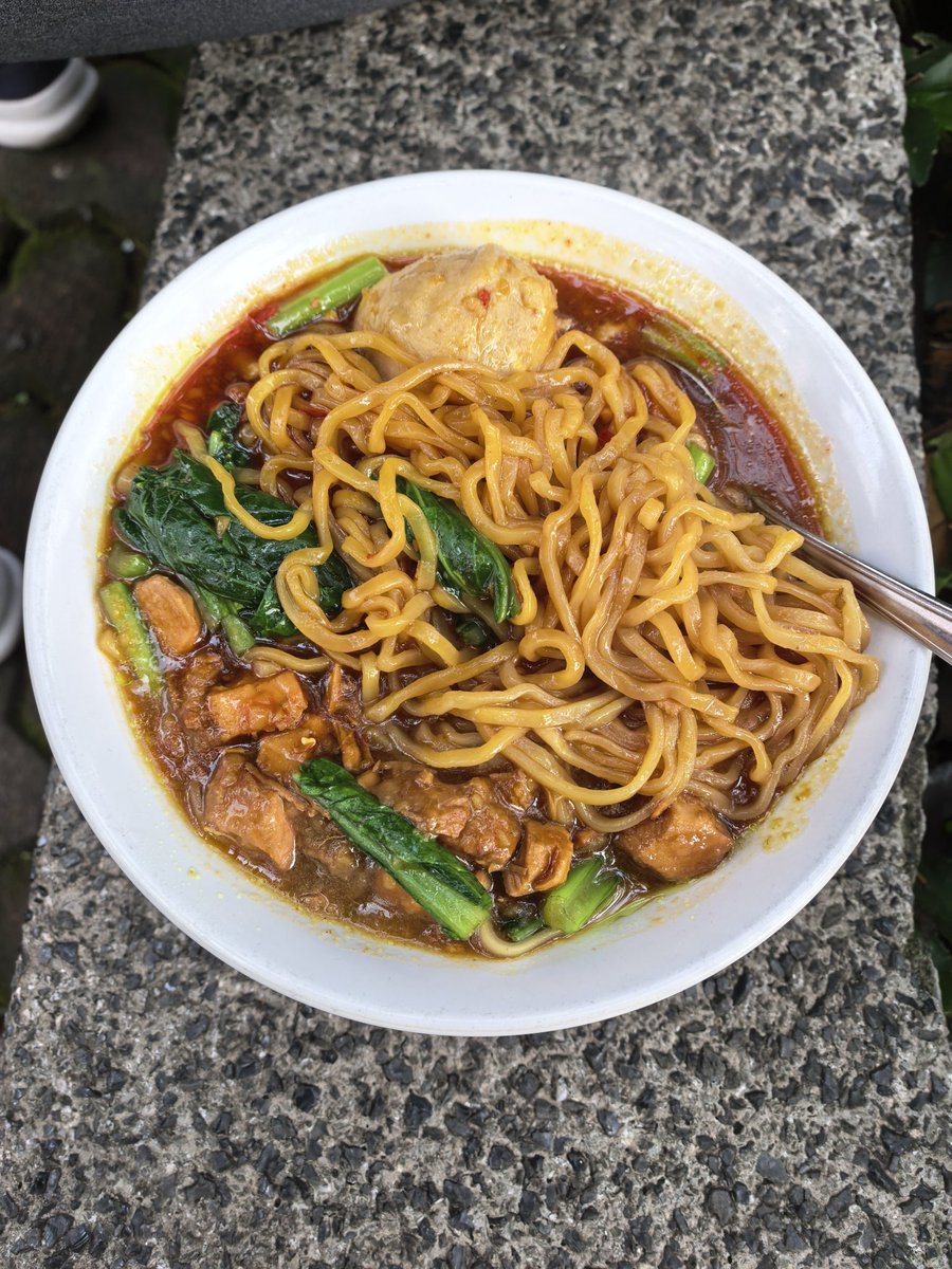 On October, suamiku ngajak mam di luar rumah mulu katanya biar ga berduka terus hehehe