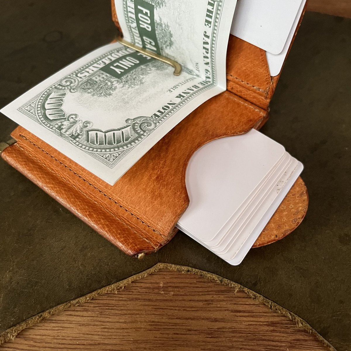 専用　money 特集】 NEW ERA 59FIFTY DOLLAR ALL OVER UNDER VISOR アメリカ