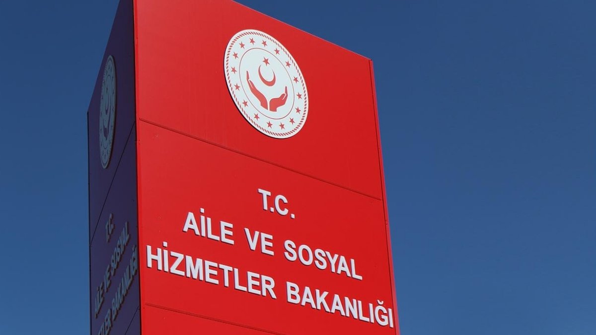 bhanettr's tweet image. Aile ve Sosyal Hizmetler Bakanlığından kimsesizler için “konaklama” genelgesi

#aile #destek #hizmet 

🔗 bha.net.tr/aile-ve-sosyal…