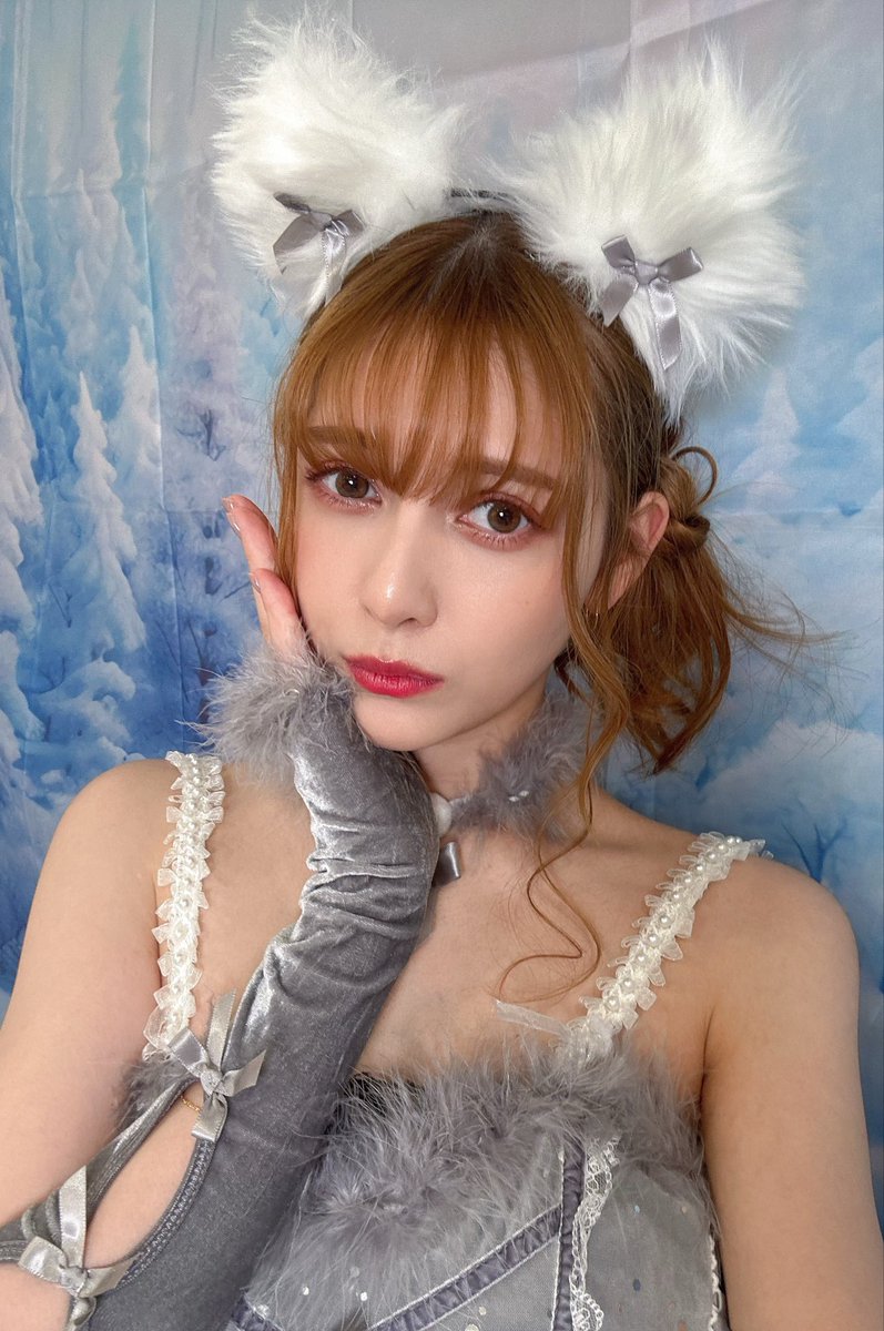 angela_mei01's tweet photo. ねえねえ、クリスマスチェキ撮ってきたよ
ちょーいい感じかもだよ ねえねえ

#クリスマス宿題チェキ 
https://t.co/wIF2z4PAjb https://t.co/ACNwGOOkZ8