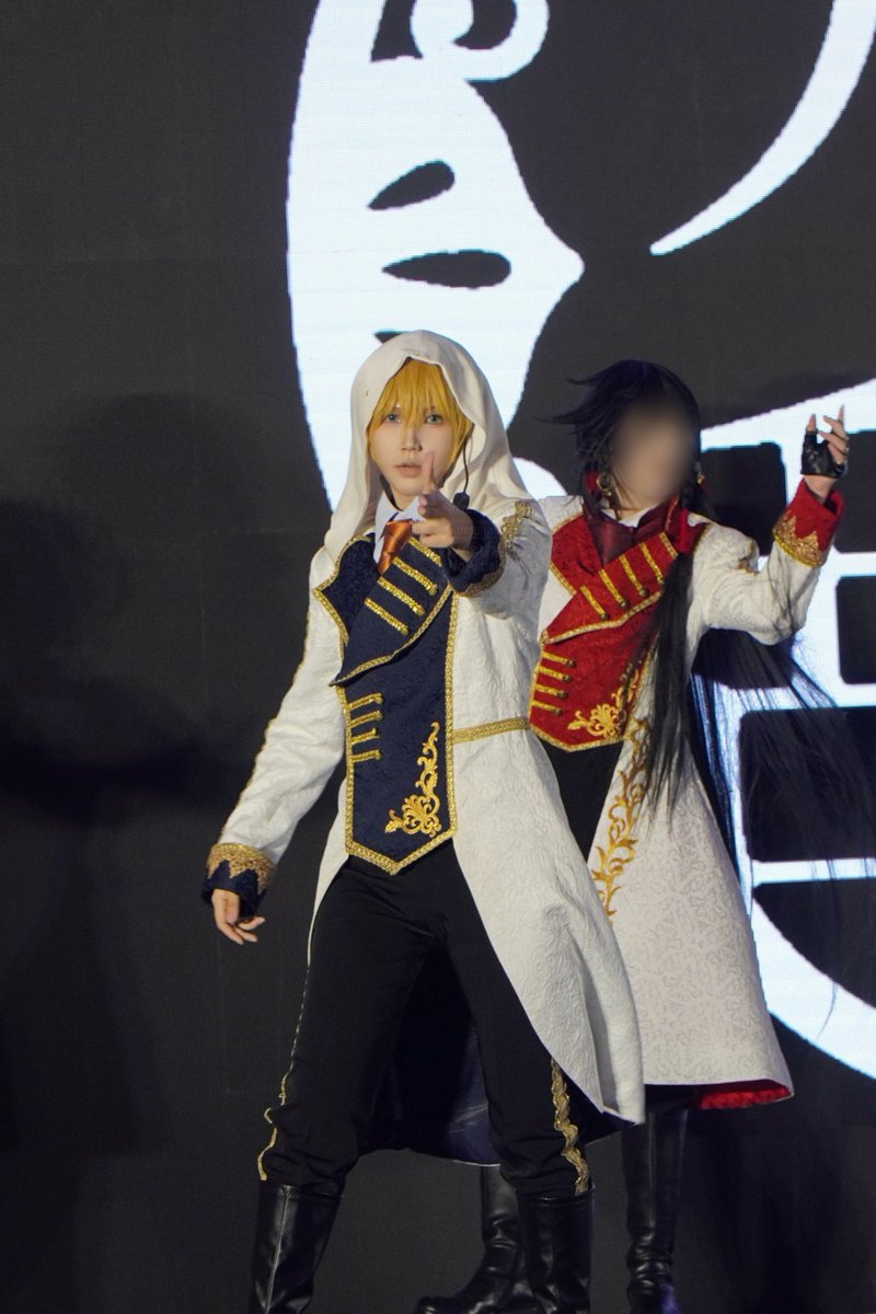 nuregarasu_snw's tweet photo. ⚠.5cos
コスパフォのステージ写真届いた〜
2番Aメロ伯仲でセンター張ってねって言われて自分が観たいものを演りました😌🫶
本歌→@Petrus_machine
#RavenCos https://t.co/GjIM2xUSAx