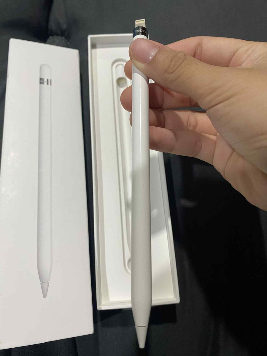 iwanttang3000's tweet photo. ส่งต่อปากกาไอแพดเจน 1 (apple Pencil Gen1) 900 รวมส่ง มีกล่องนะคะ ขายเพราะเปลี่ยนรุ่นแล้วไม่ได้ใช้แล้วค่ะ มีร่องรอยการใช้งานตามภาพ #ApplePencilมือ2 #ส่งต่อปากกา #ส่งต่อapplepencil #ปากกาไอแพดมือสอง #ปากกาไอแพด #ปากกาทัชสกรีน #applepencilมือสอง #applepencilgen1 https://t.co/mWLUrpDtkw